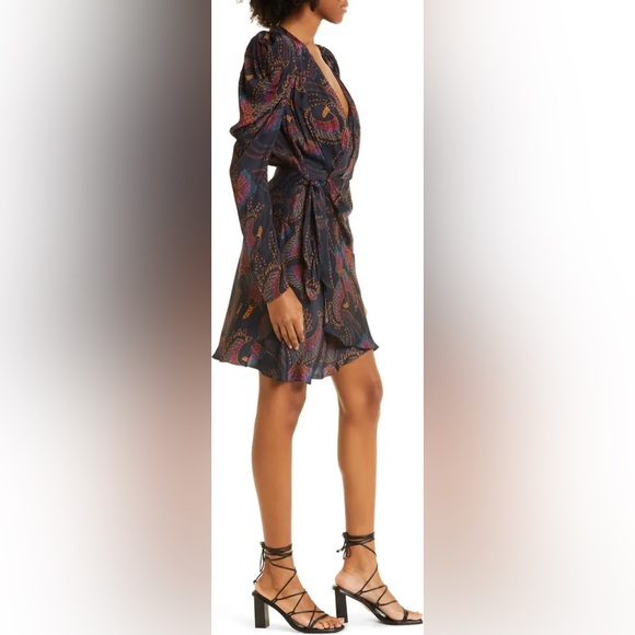✨SALE✨ FARM Rio Toucans Long Sleeve Wrap Dress ✨SALE✨ - Picture 11 of 17